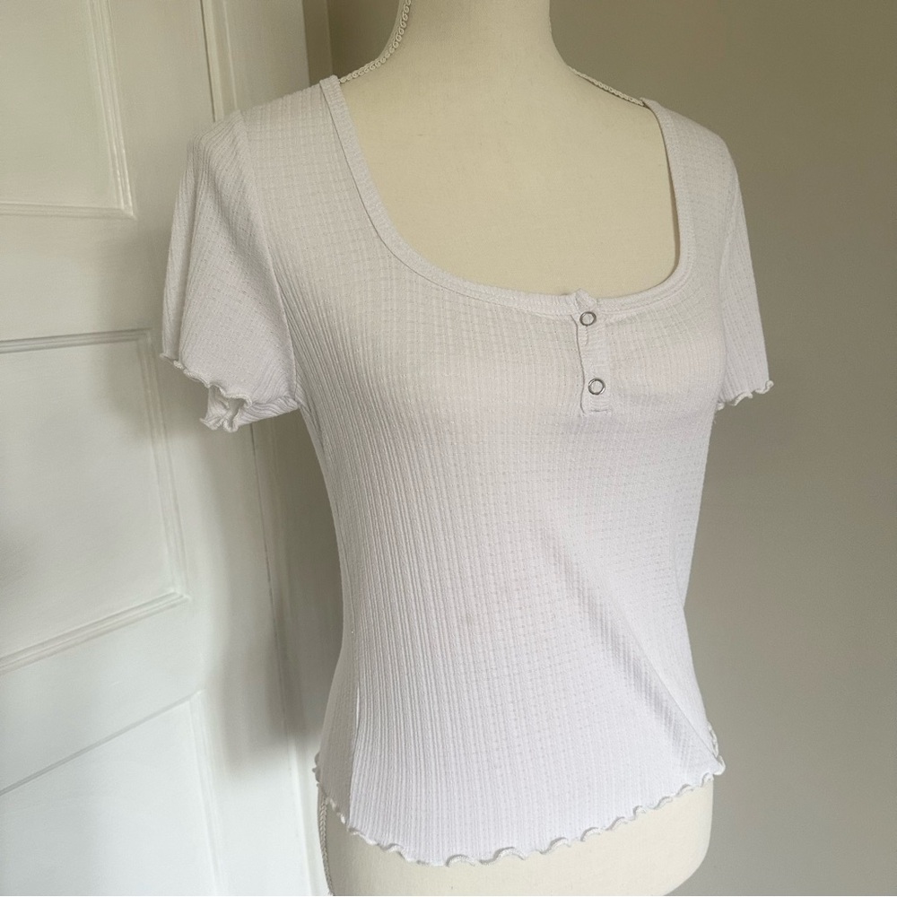 White square neck Ribbed Pointelle short sleeve lettuce trim top shirt w/buttons